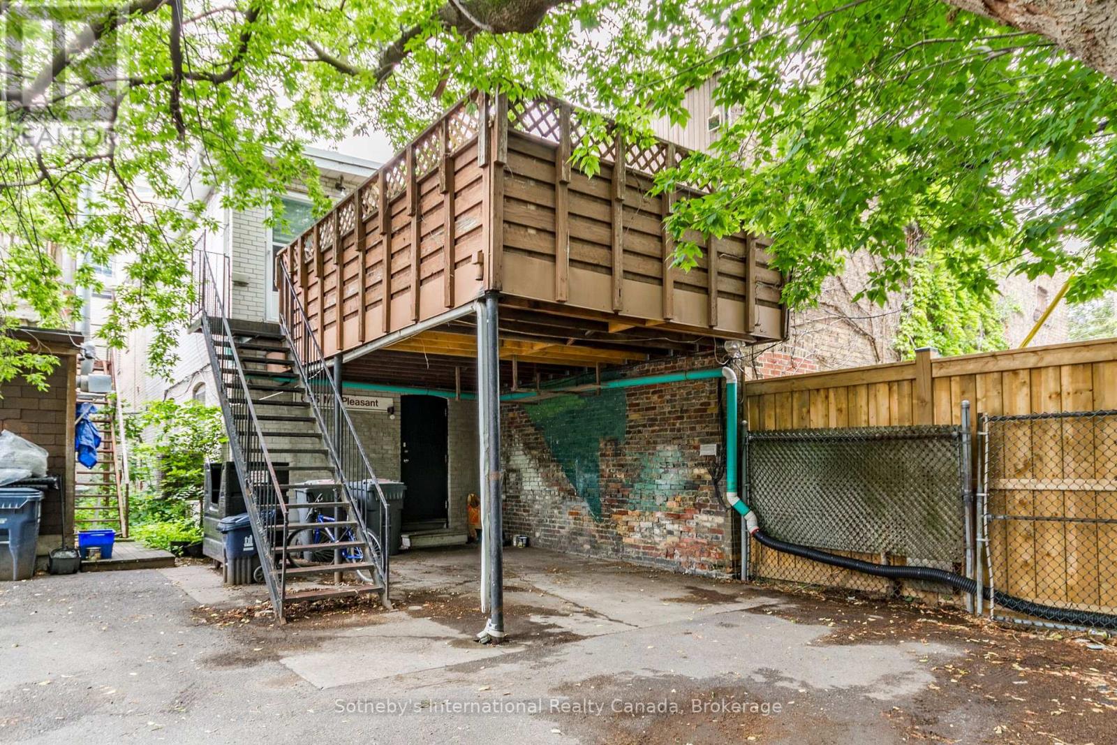 635 MOUNT PLEASANT ROAD
