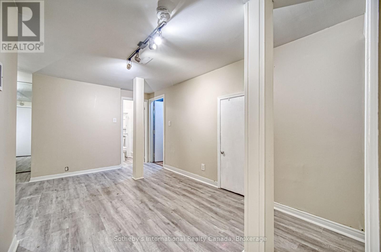 LOWER - 35 BELLHAVEN ROAD