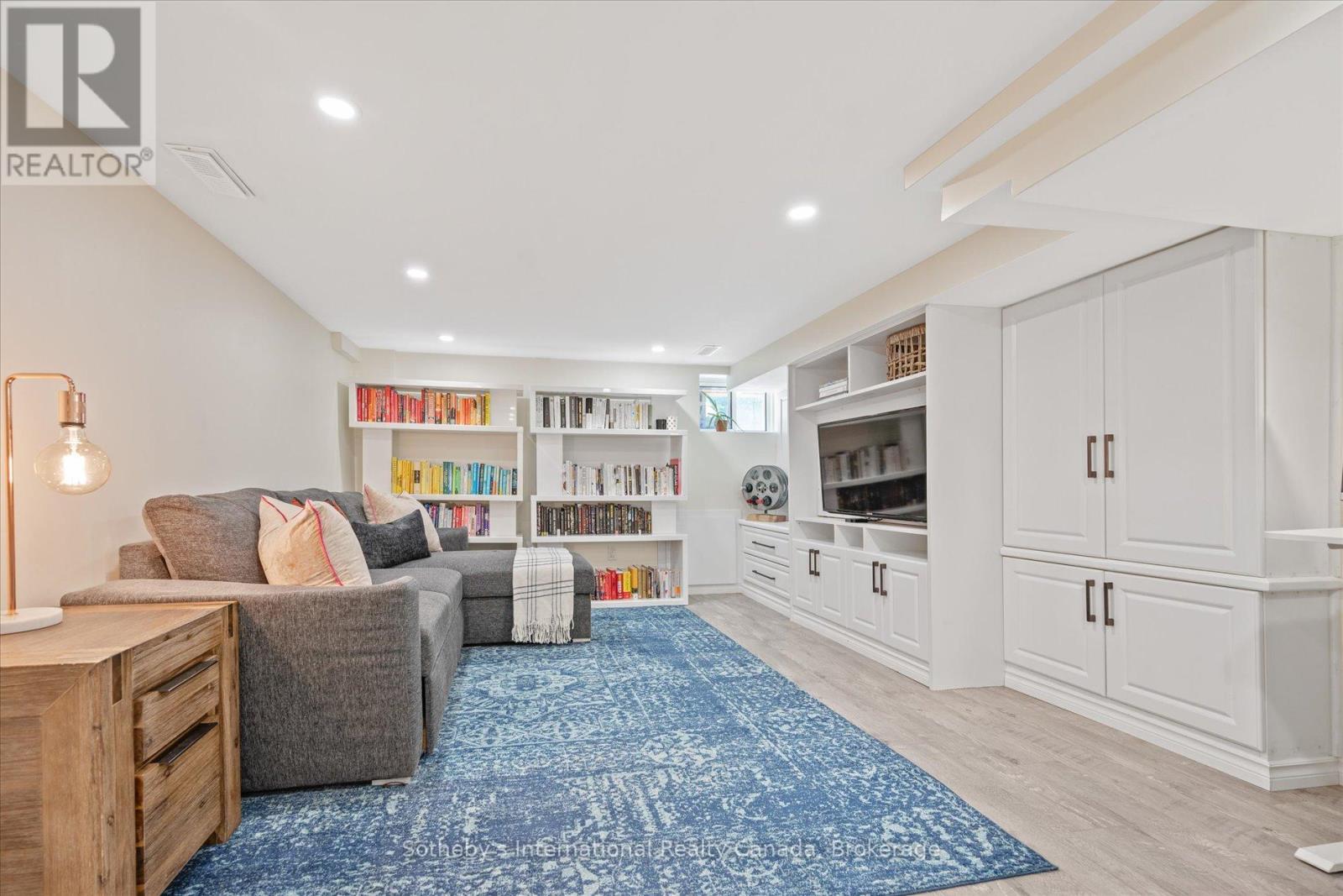 106 HILTZ AVENUE
