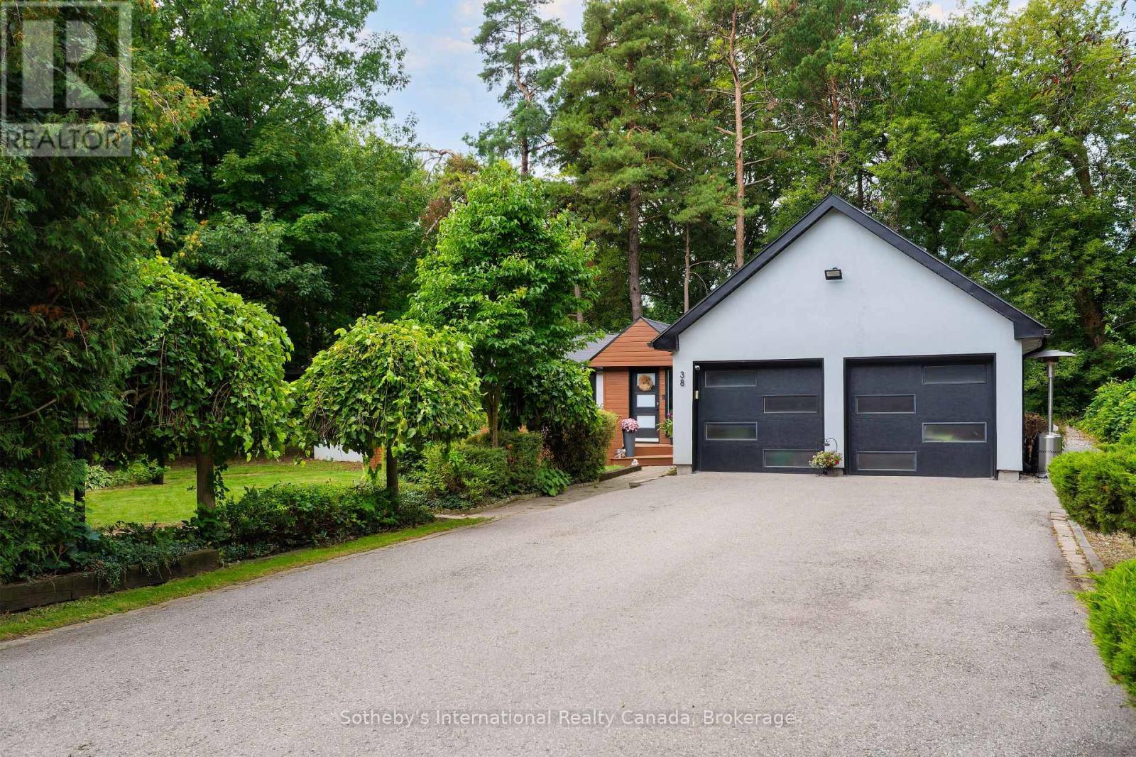38 HILLTOP BOULEVARD