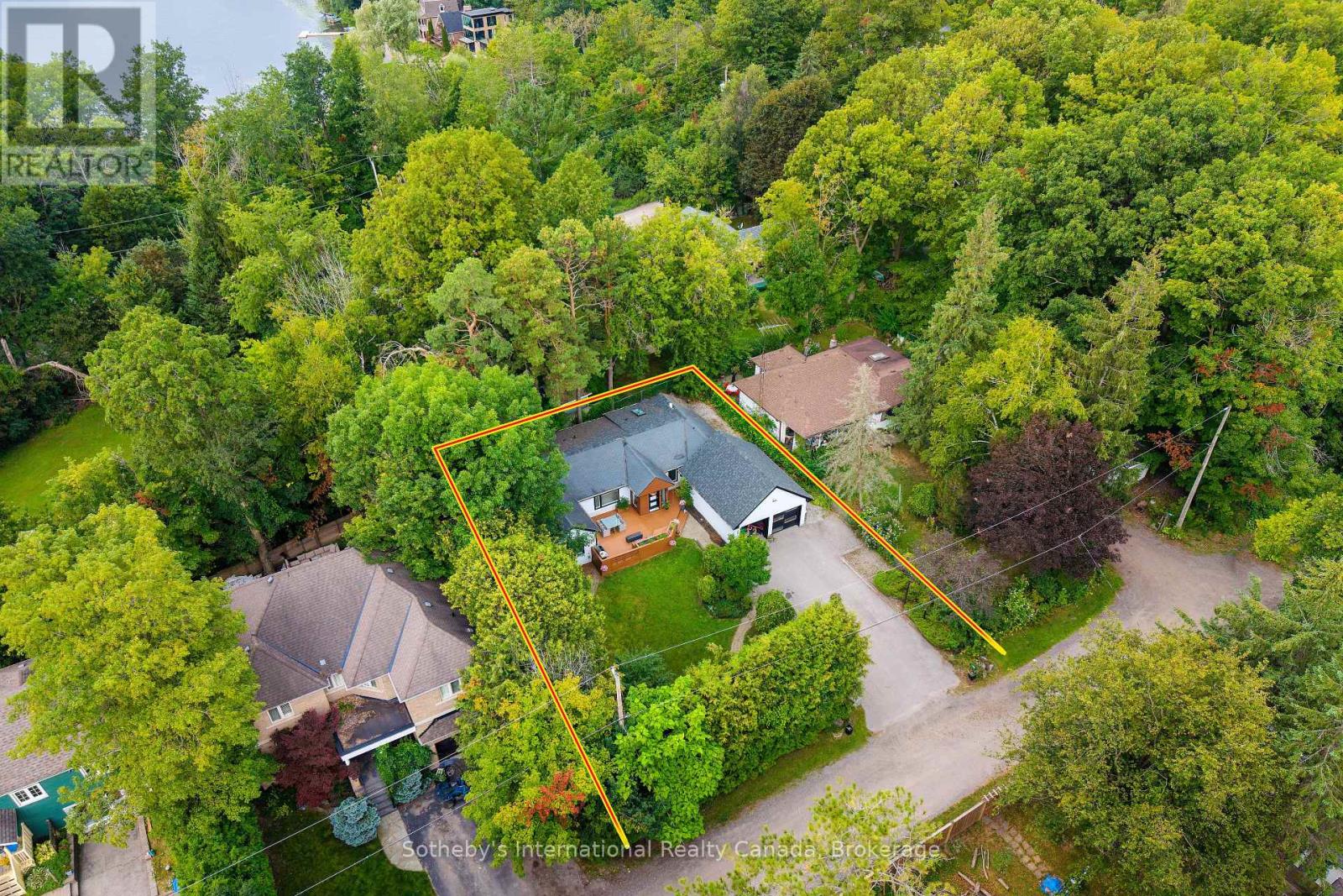 38 HILLTOP BOULEVARD
