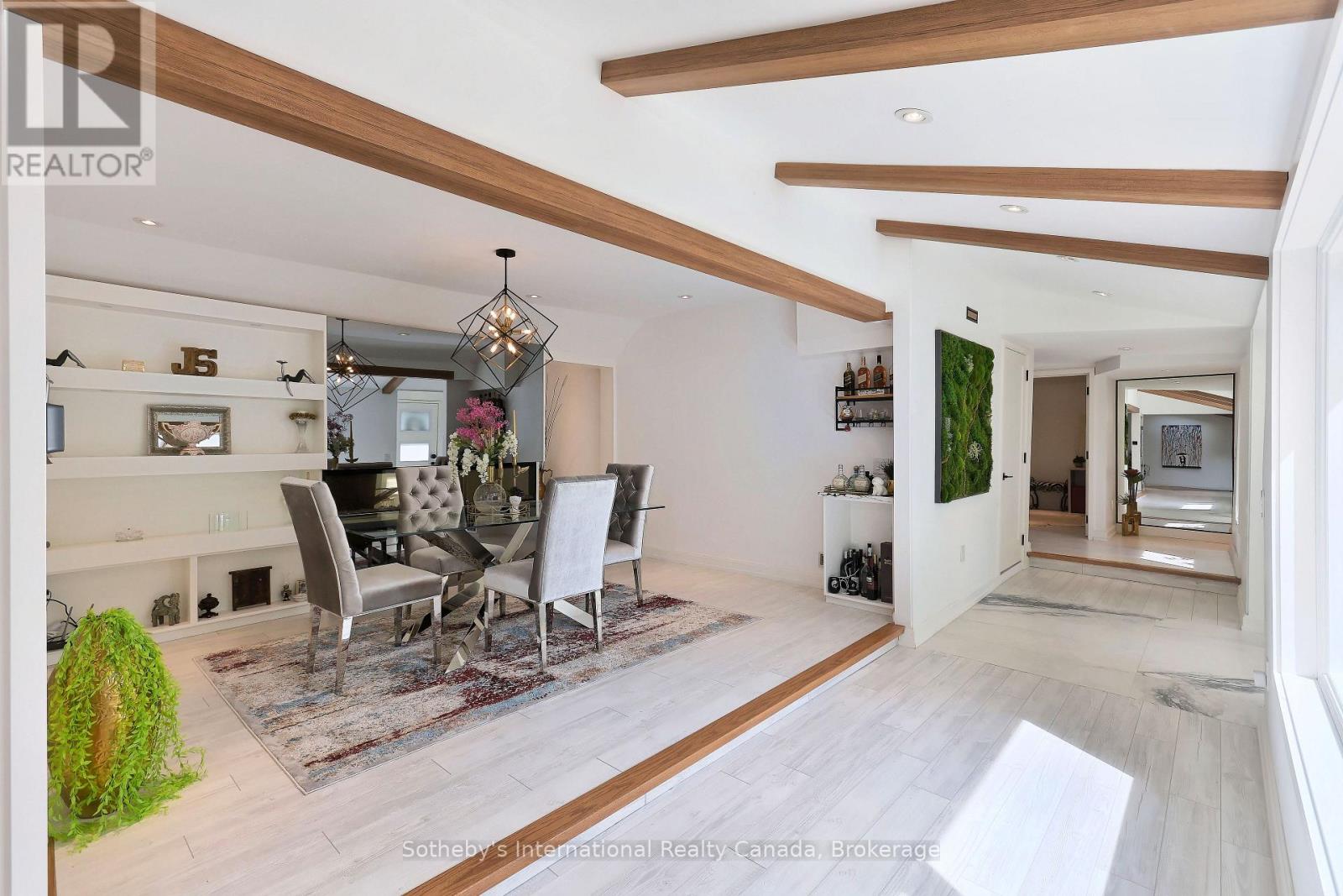 38 HILLTOP BOULEVARD