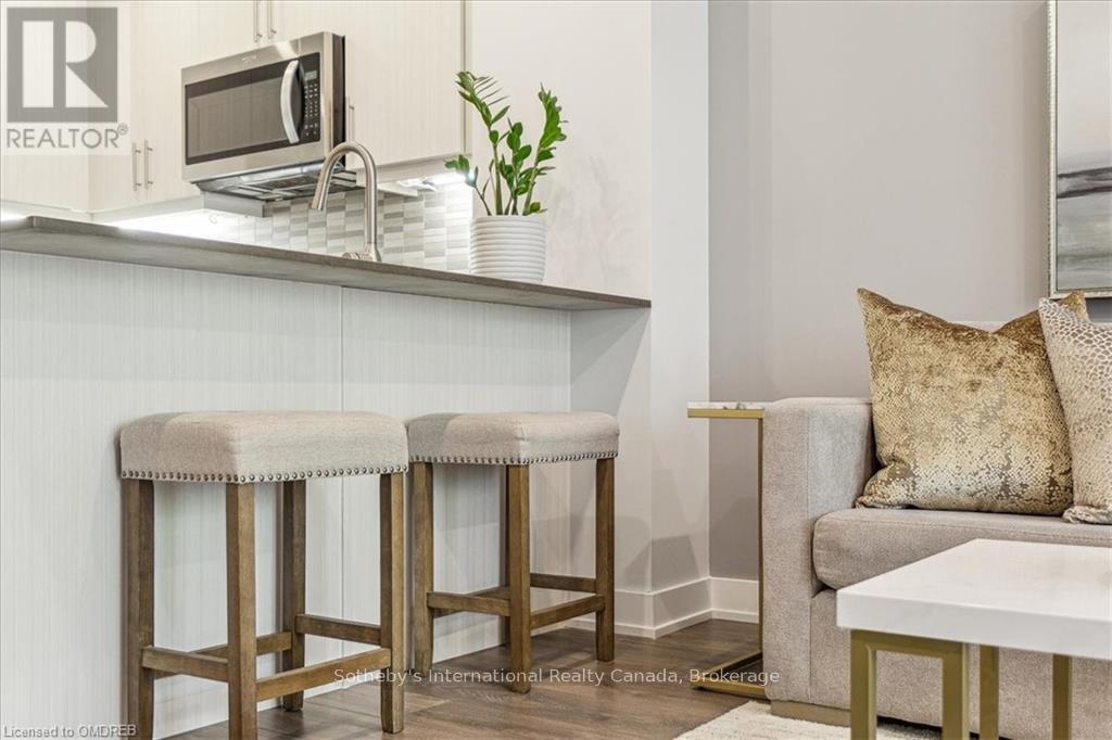 13 - 3483 WIDDICOMBE WAY