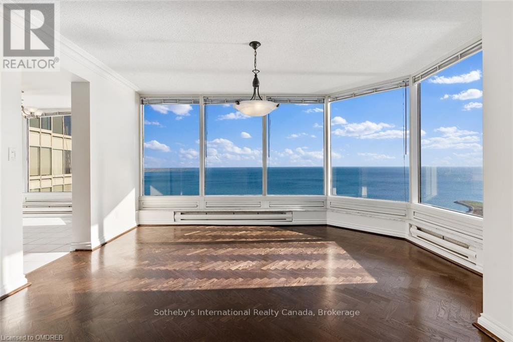 4406 - 1 PALACE PIER COURT