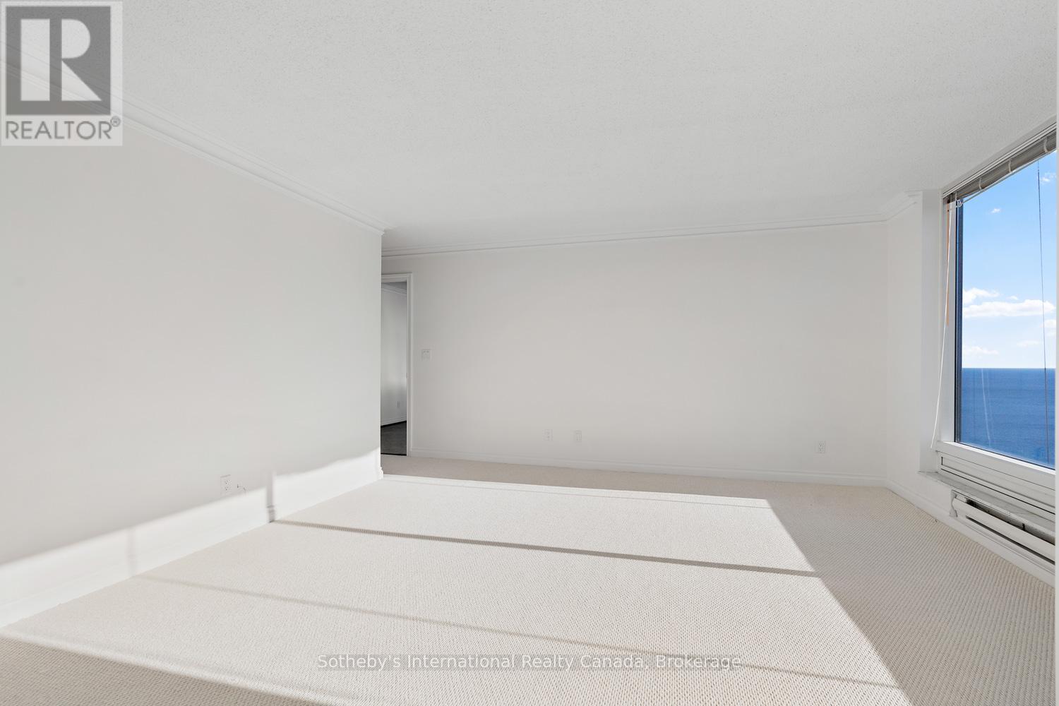 4406 - 1 PALACE PIER COURT