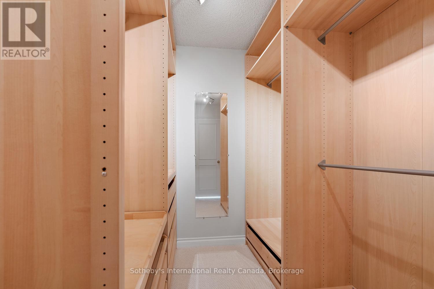 4406 - 1 PALACE PIER COURT