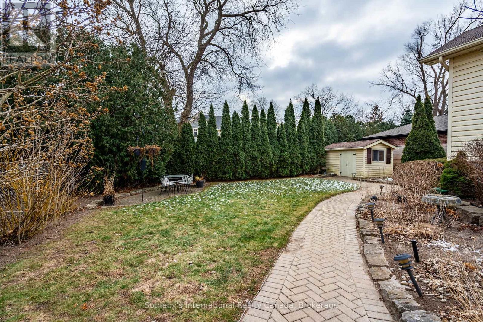 1492 BRIARWOOD CRESCENT