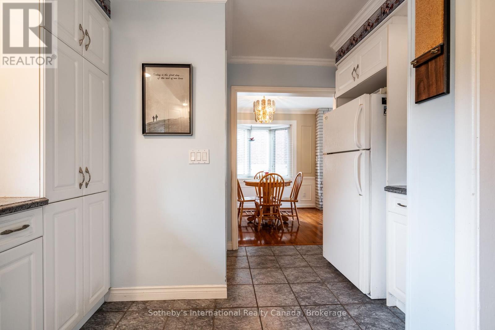 1492 BRIARWOOD CRESCENT