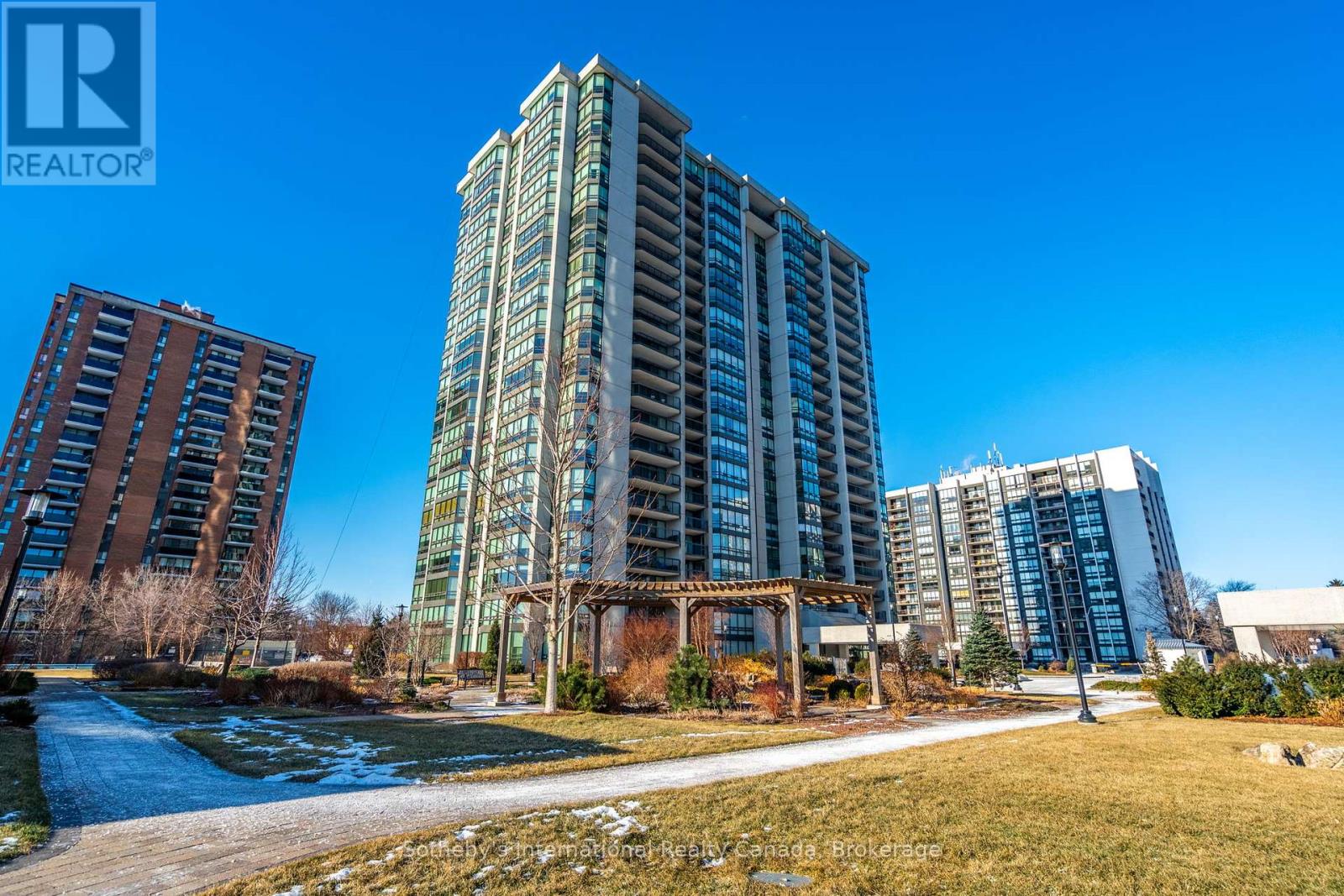 1107 - 2180 MARINE DRIVE