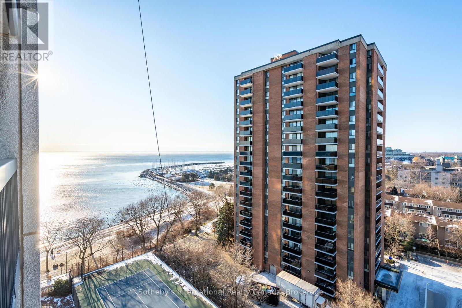 1107 - 2180 MARINE DRIVE