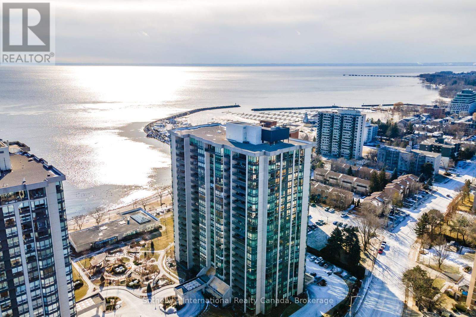 1107 - 2180 MARINE DRIVE