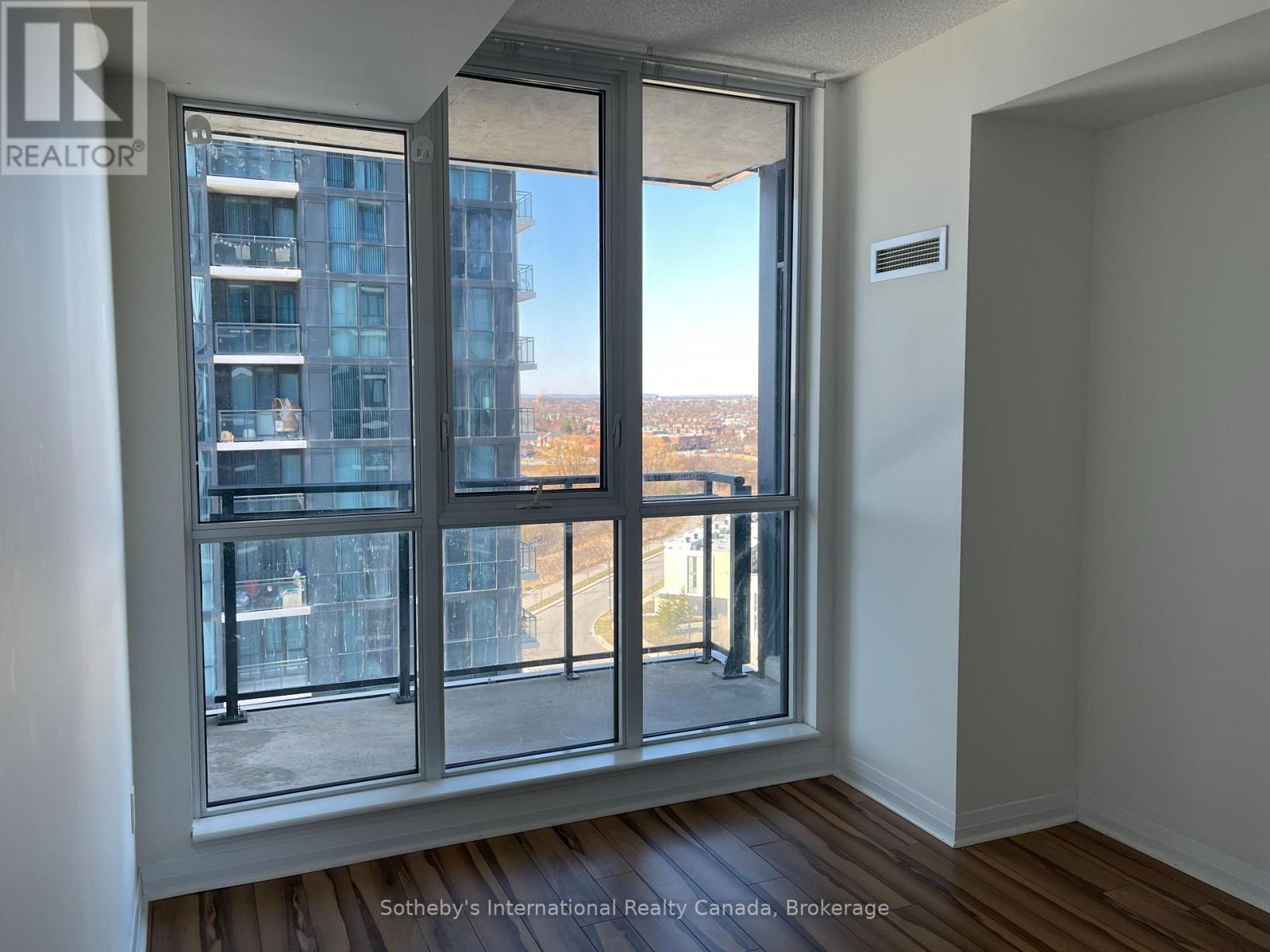 1010 - 55 EGLINTON AVENUE