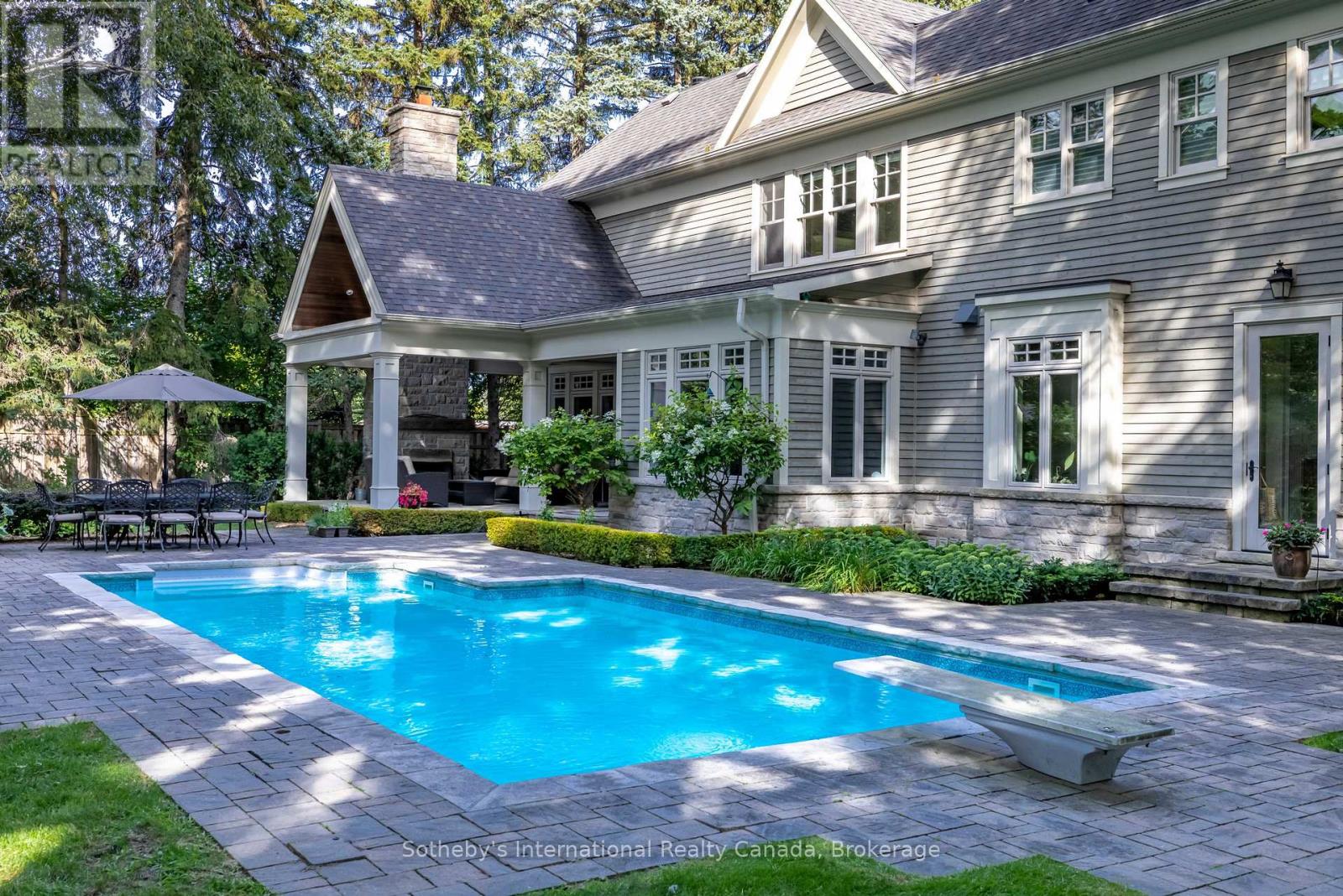 1259 SPRUCELEA DRIVE