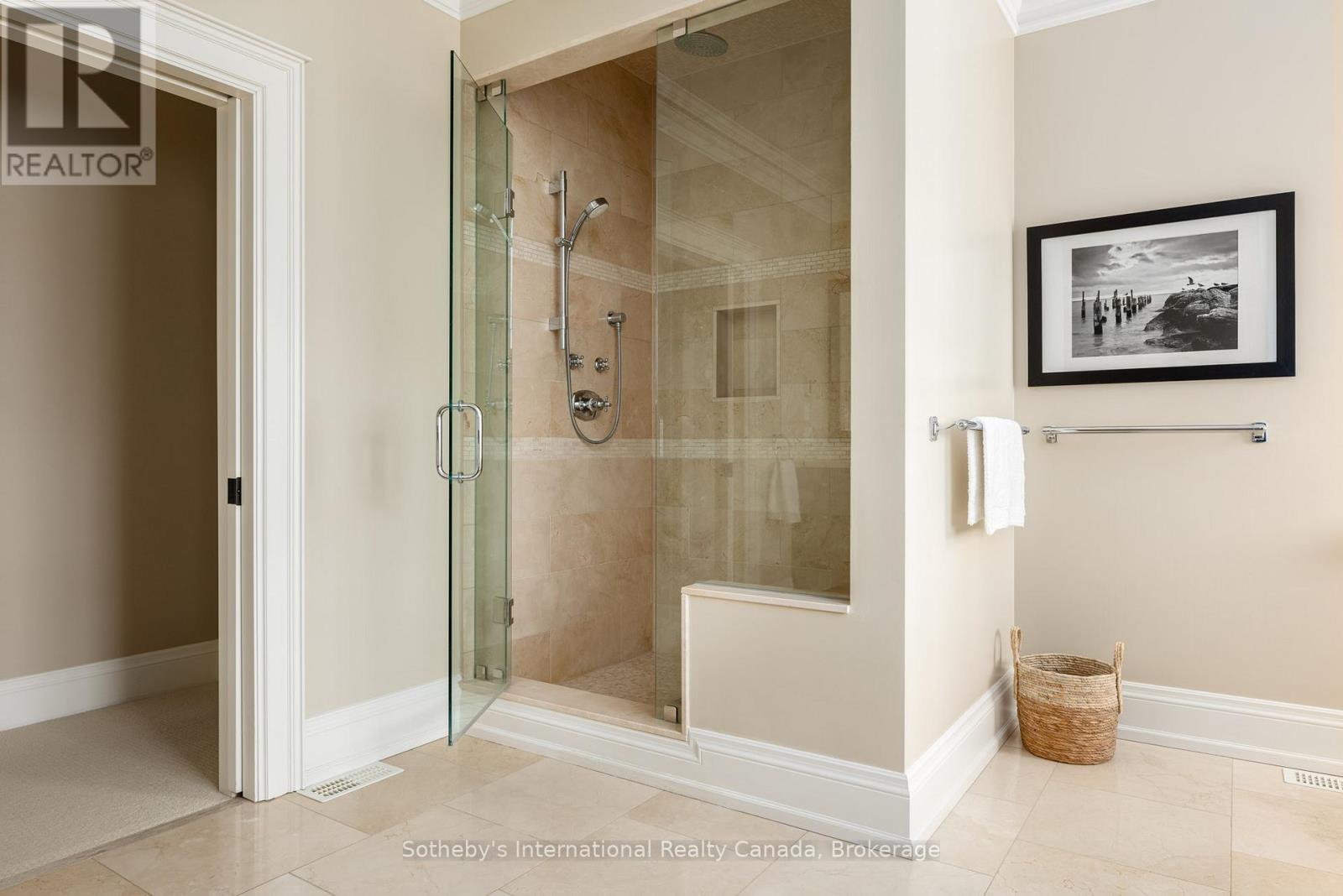 1259 SPRUCELEA DRIVE