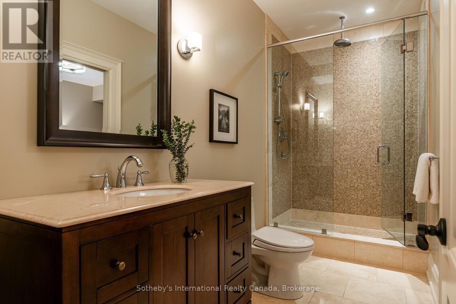 1259 SPRUCELEA DRIVE