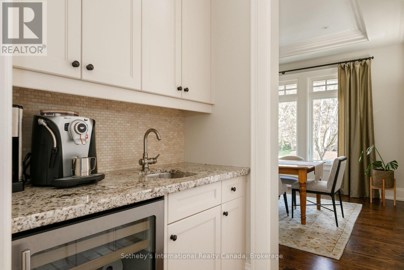 1259 SPRUCELEA DRIVE