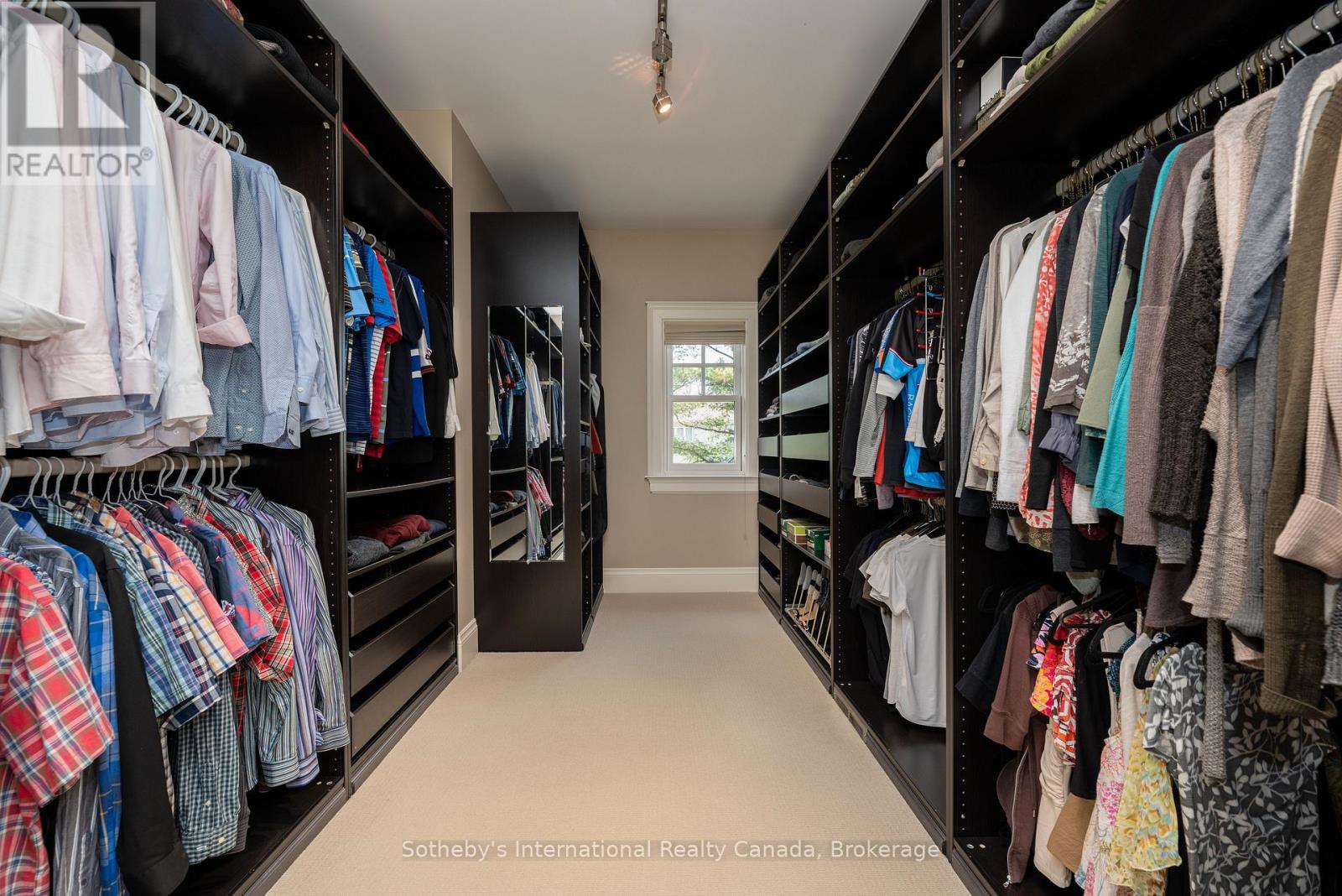 1259 SPRUCELEA DRIVE