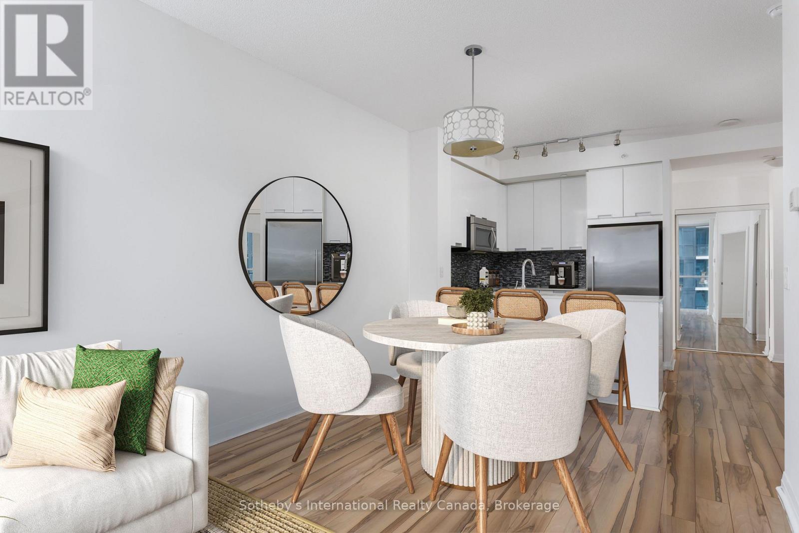 1010 - 55 EGLINTON AVENUE W