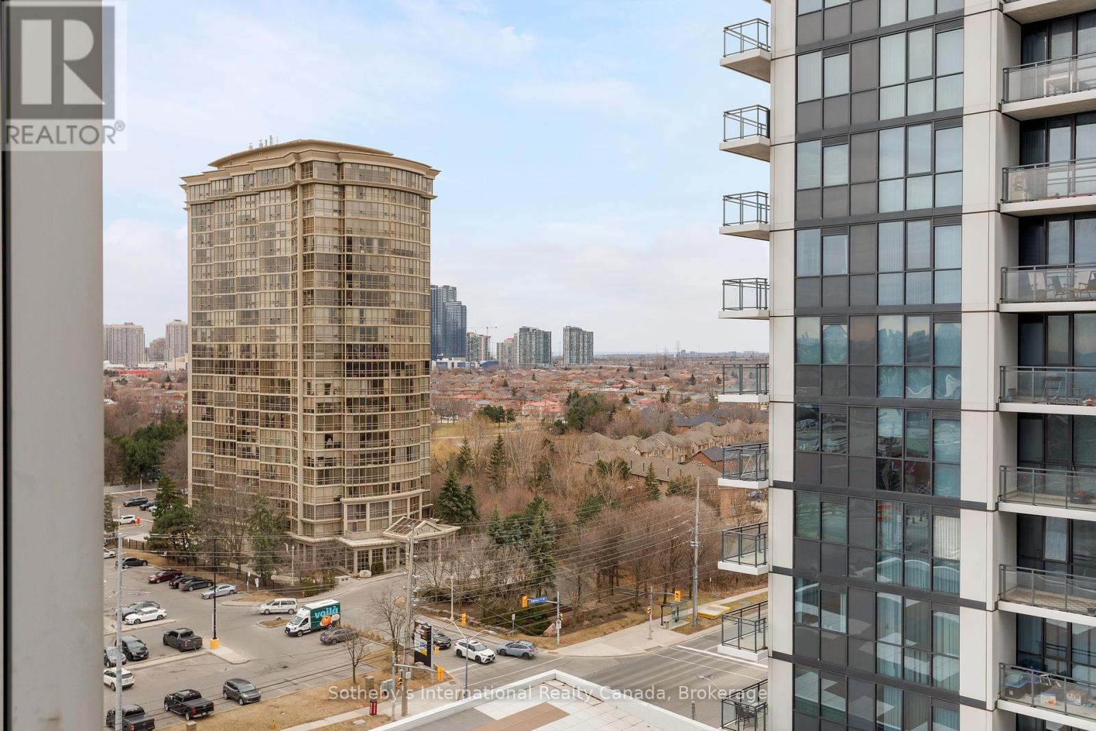 1010 - 55 EGLINTON AVENUE W