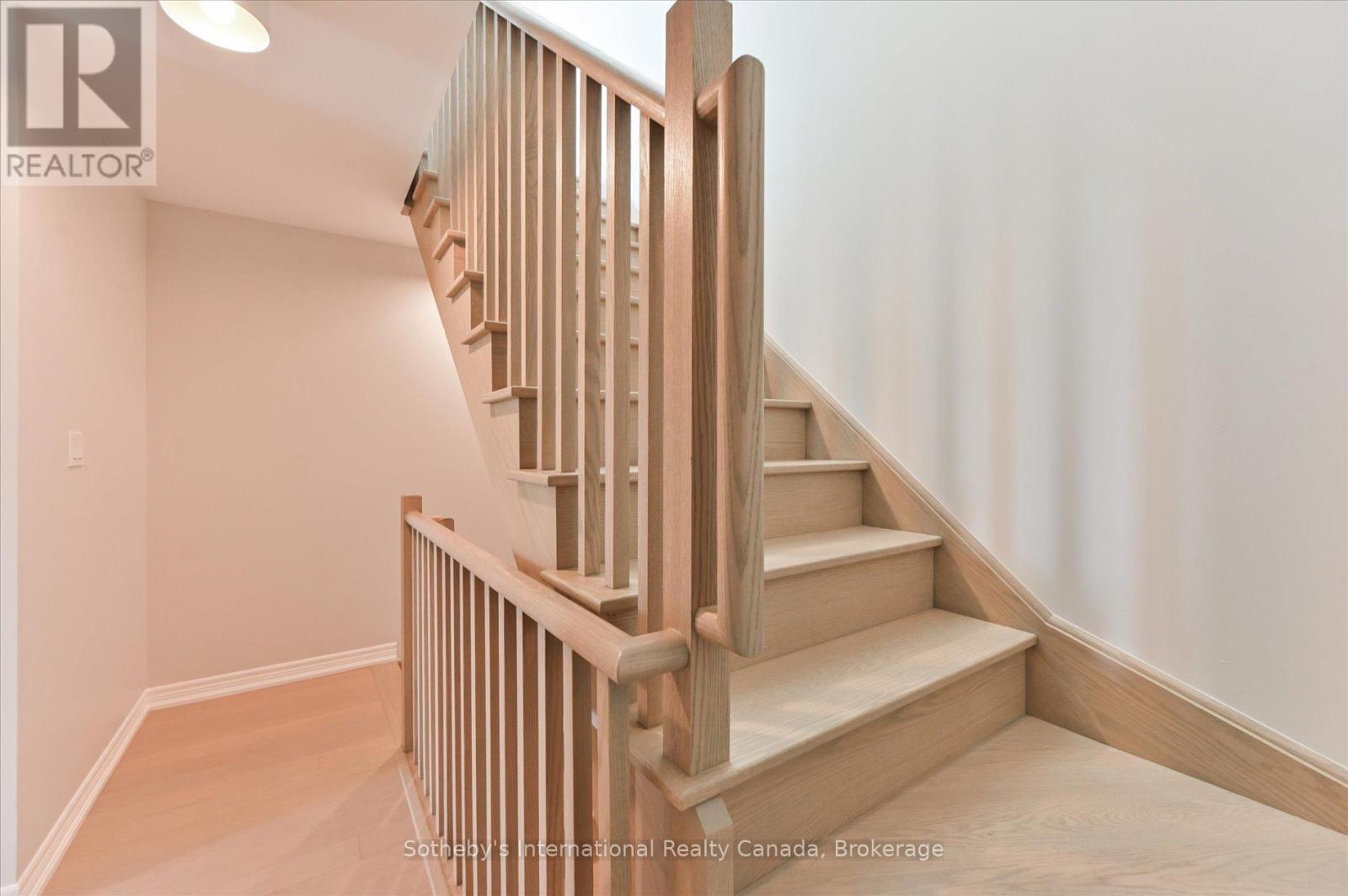 31 - 2199 LILLYKIN STREET