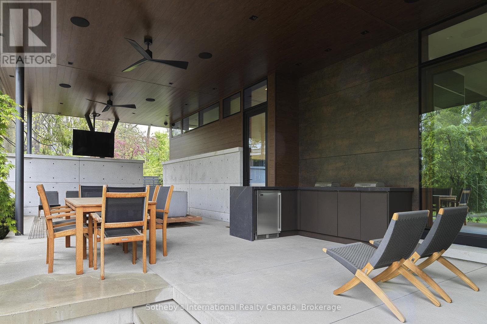116 CHARTWELL ROAD