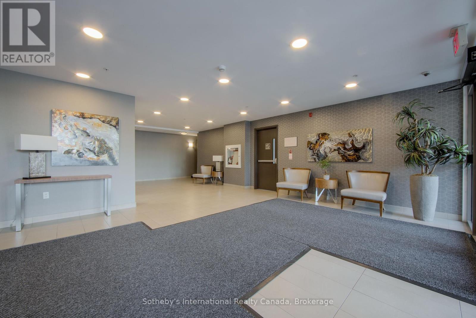 315 - 5020 CORPORATE DRIVE