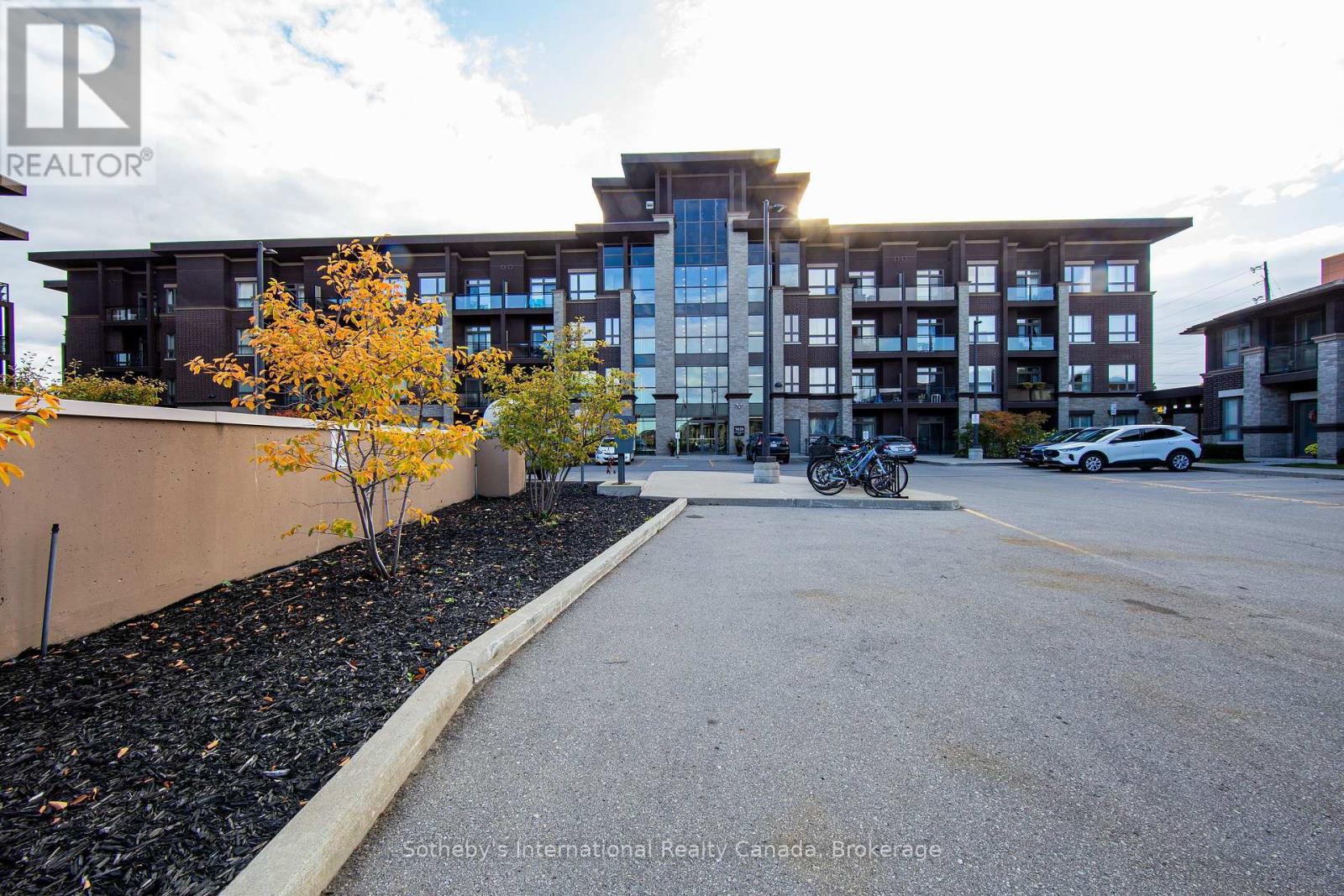 315 - 5020 CORPORATE DRIVE