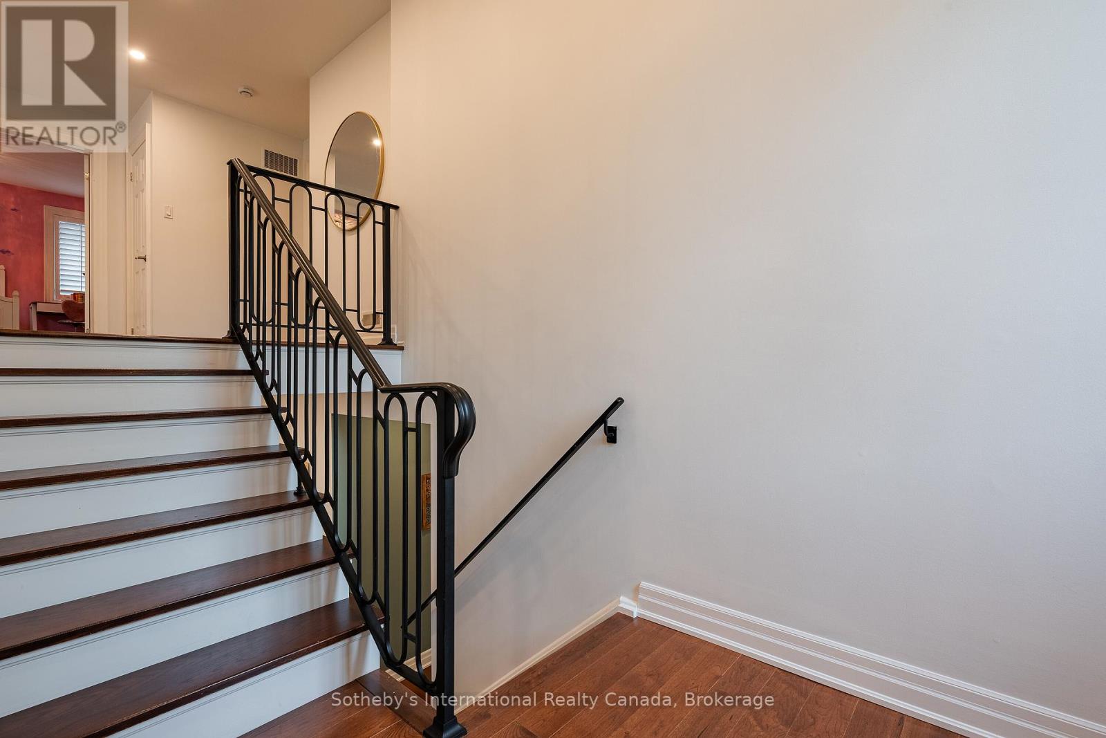 130 BLYTH CRESCENT