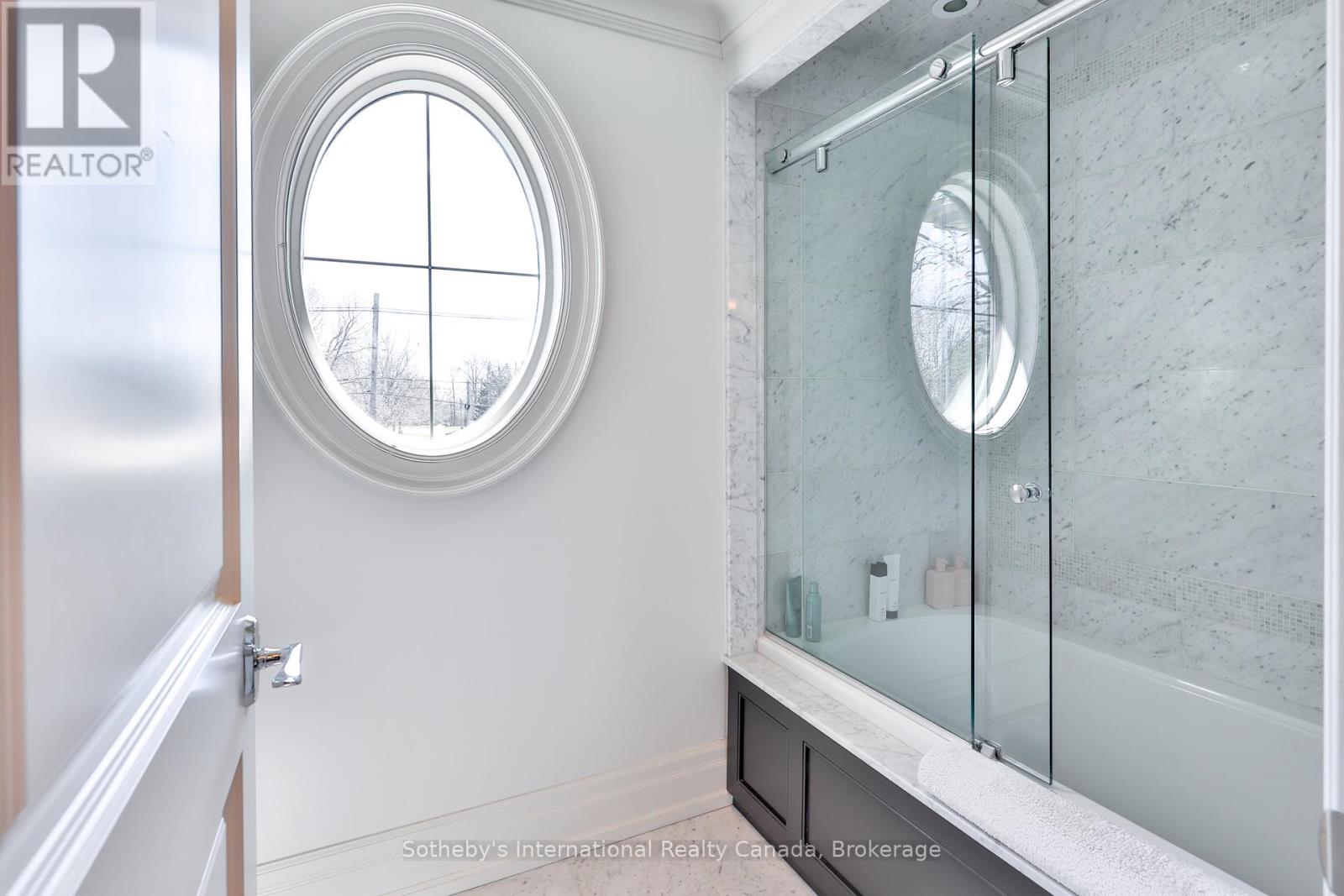 1497 LAKESHORE ROAD W