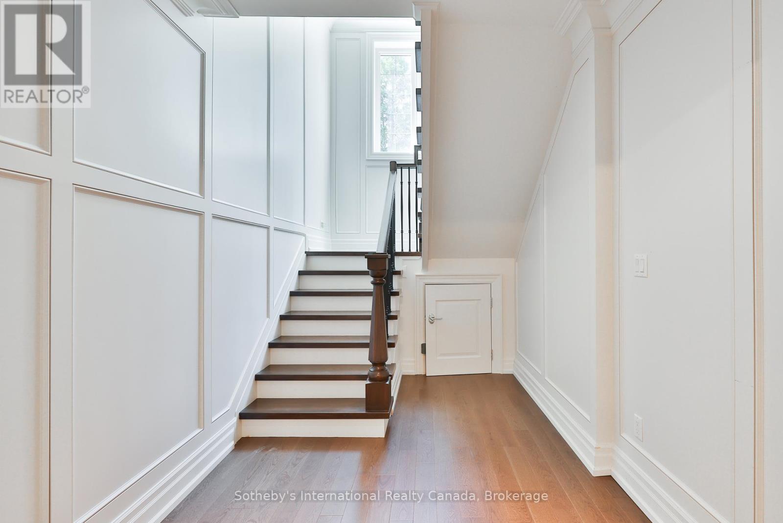 1497 LAKESHORE ROAD W