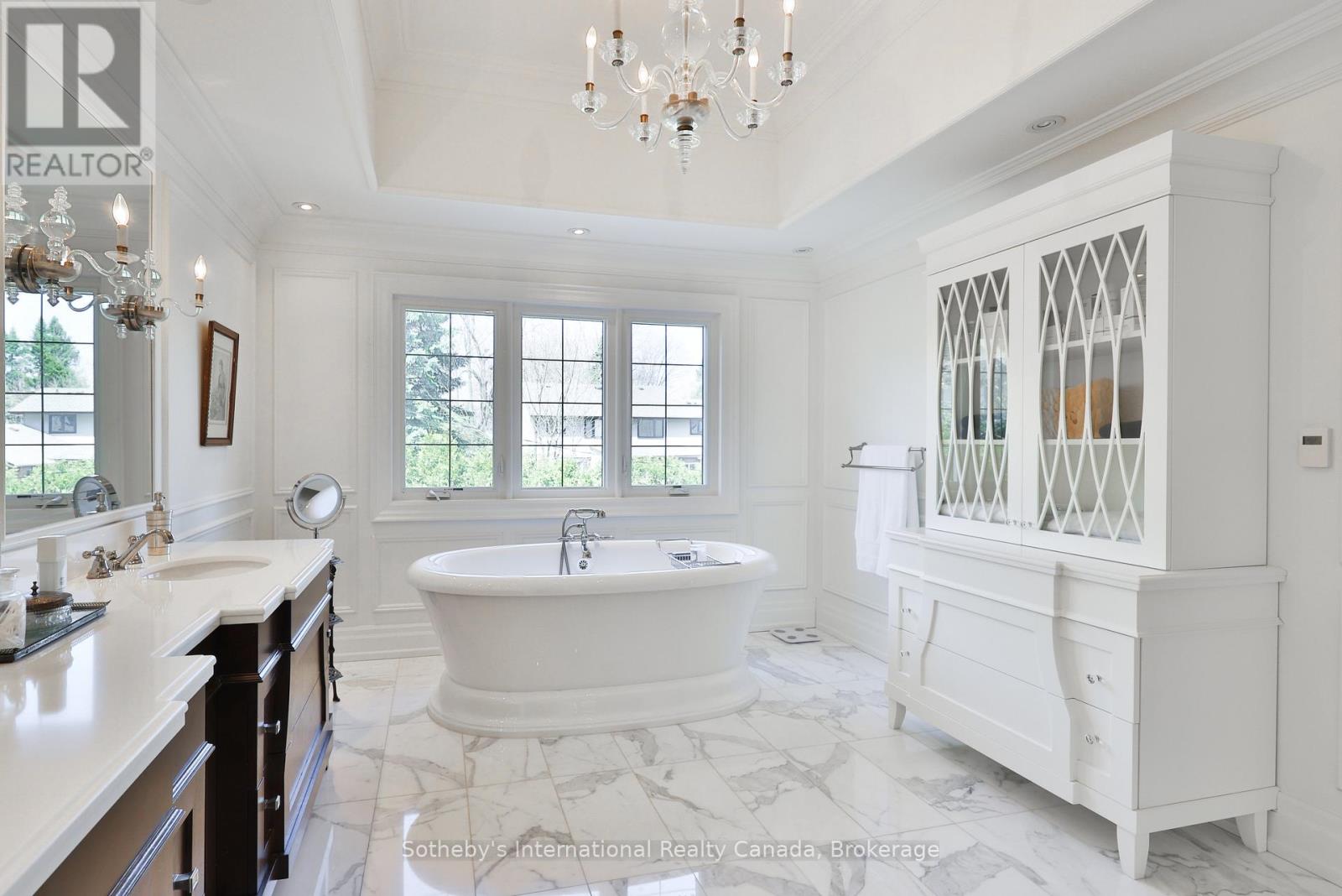 1497 LAKESHORE ROAD W