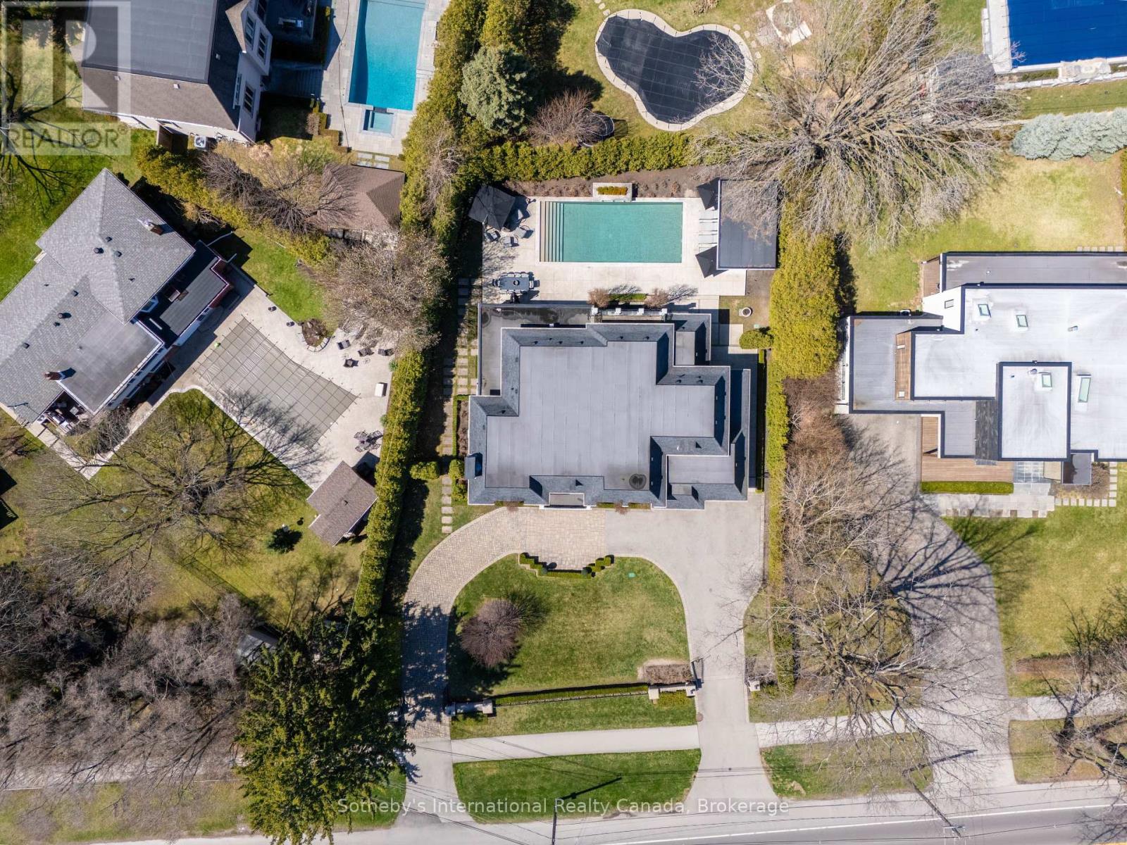 1497 LAKESHORE ROAD W