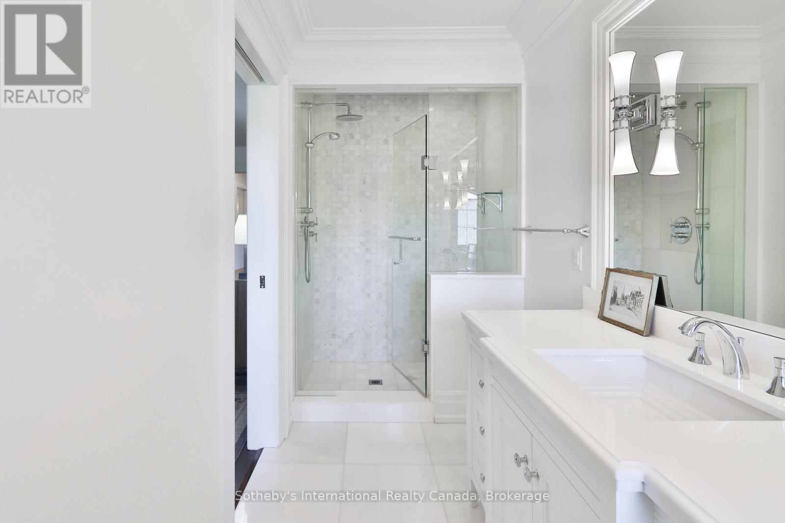 1497 LAKESHORE ROAD W