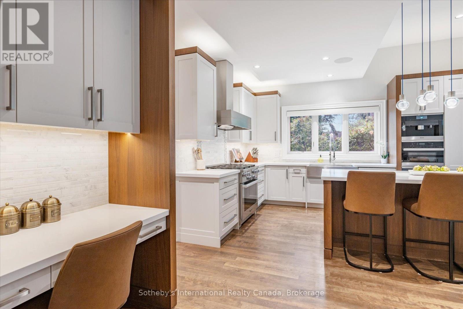 4169 LAKESHORE ROAD