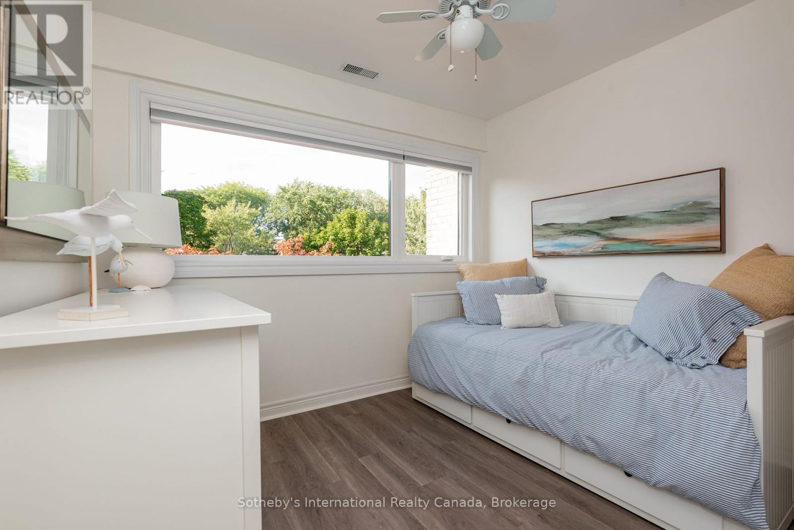 2068 WATER'S EDGE DRIVE