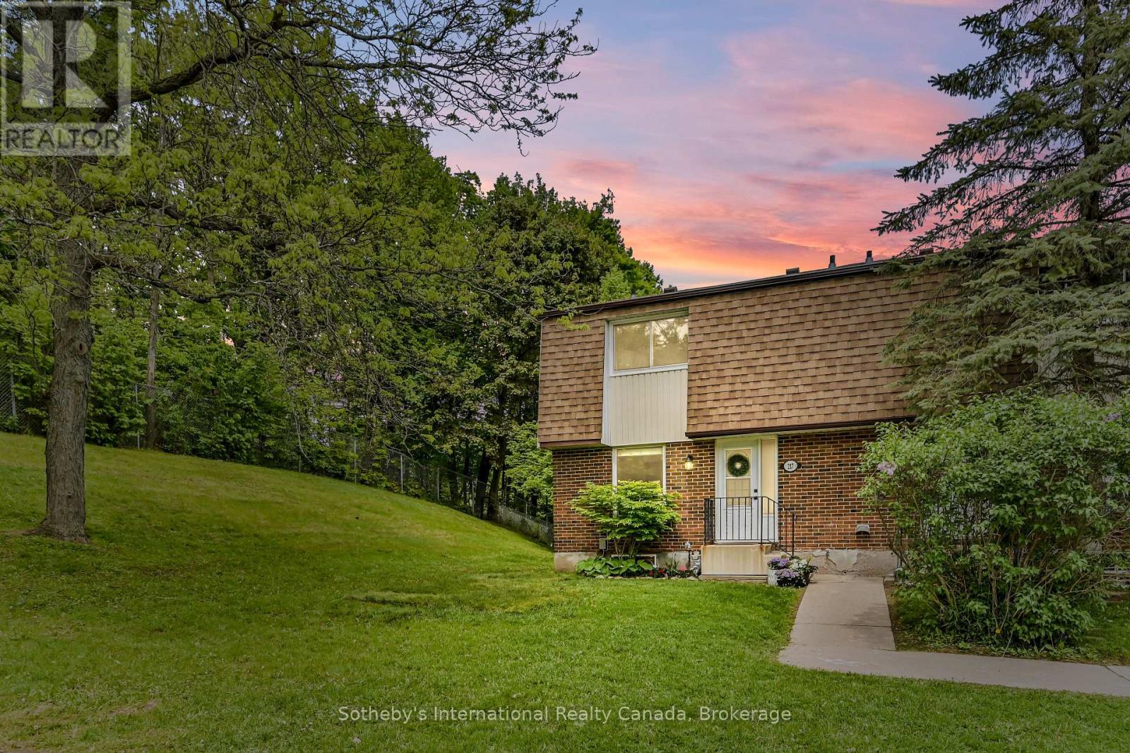 217 KINGHAM ROAD