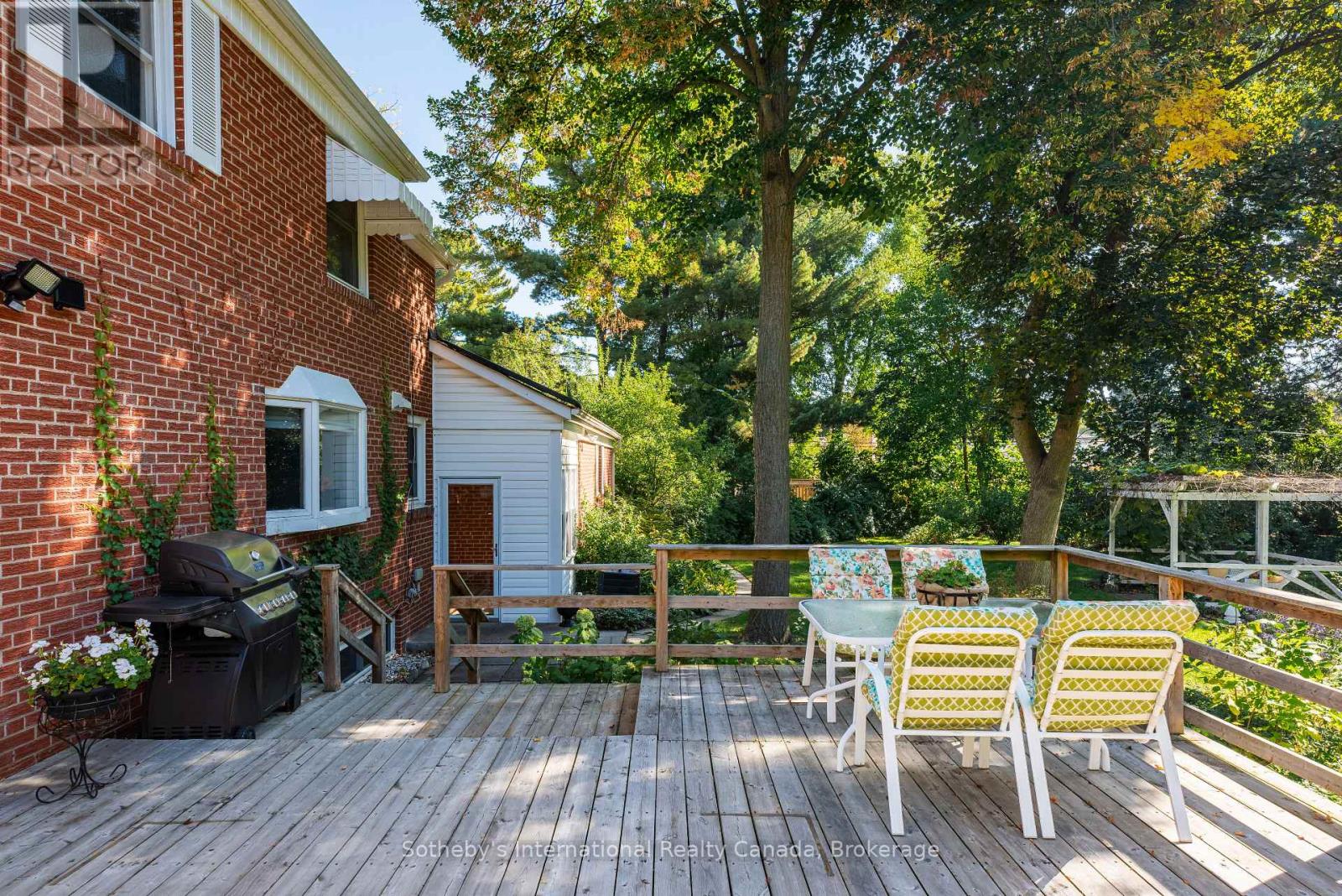 1662 BRAMSEY DRIVE
