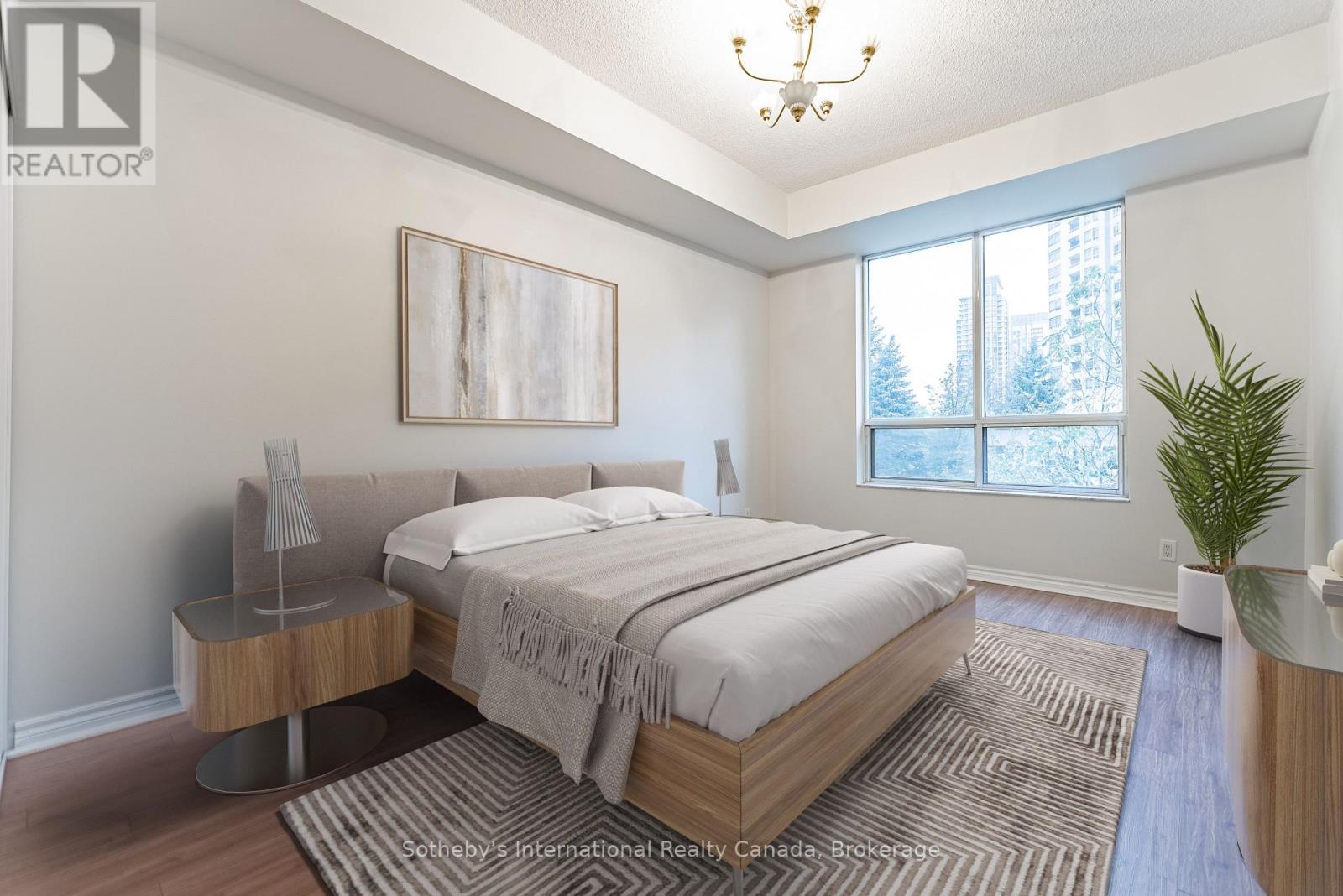 222 - 25 KINGSBRIDGE GARDEN CIRCLE