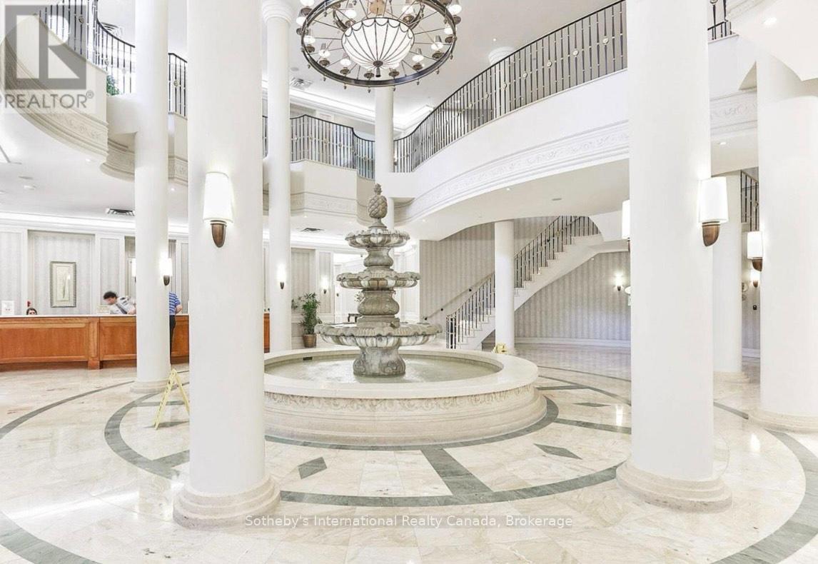 222 - 25 KINGSBRIDGE GARDEN CIRCLE