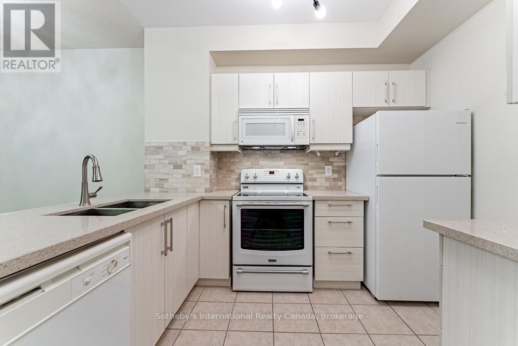 222 - 25 KINGSBRIDGE GARDEN CIRCLE