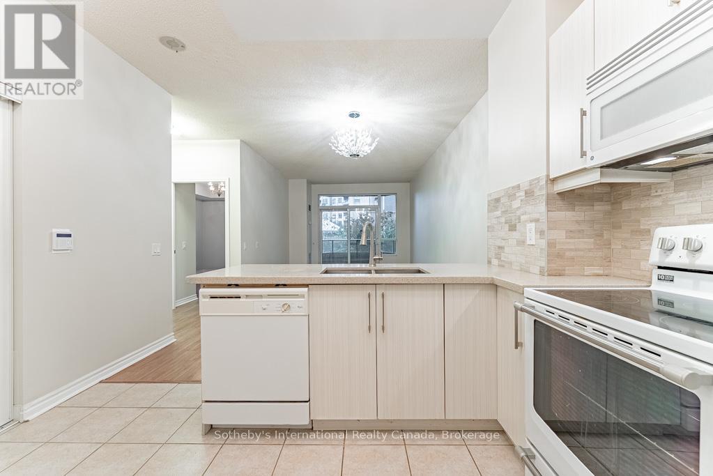 222 - 25 KINGSBRIDGE GARDEN CIRCLE