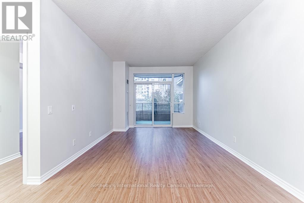 222 - 25 KINGSBRIDGE GARDEN CIRCLE