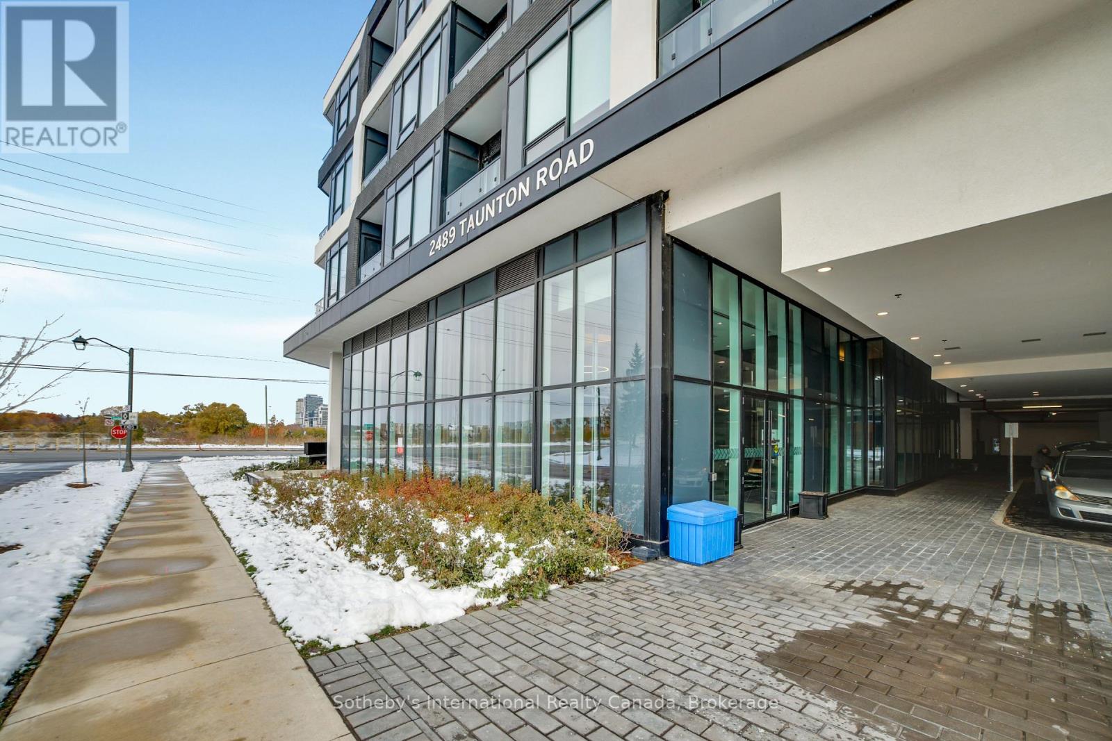 413 - 2489 TAUNTON ROAD