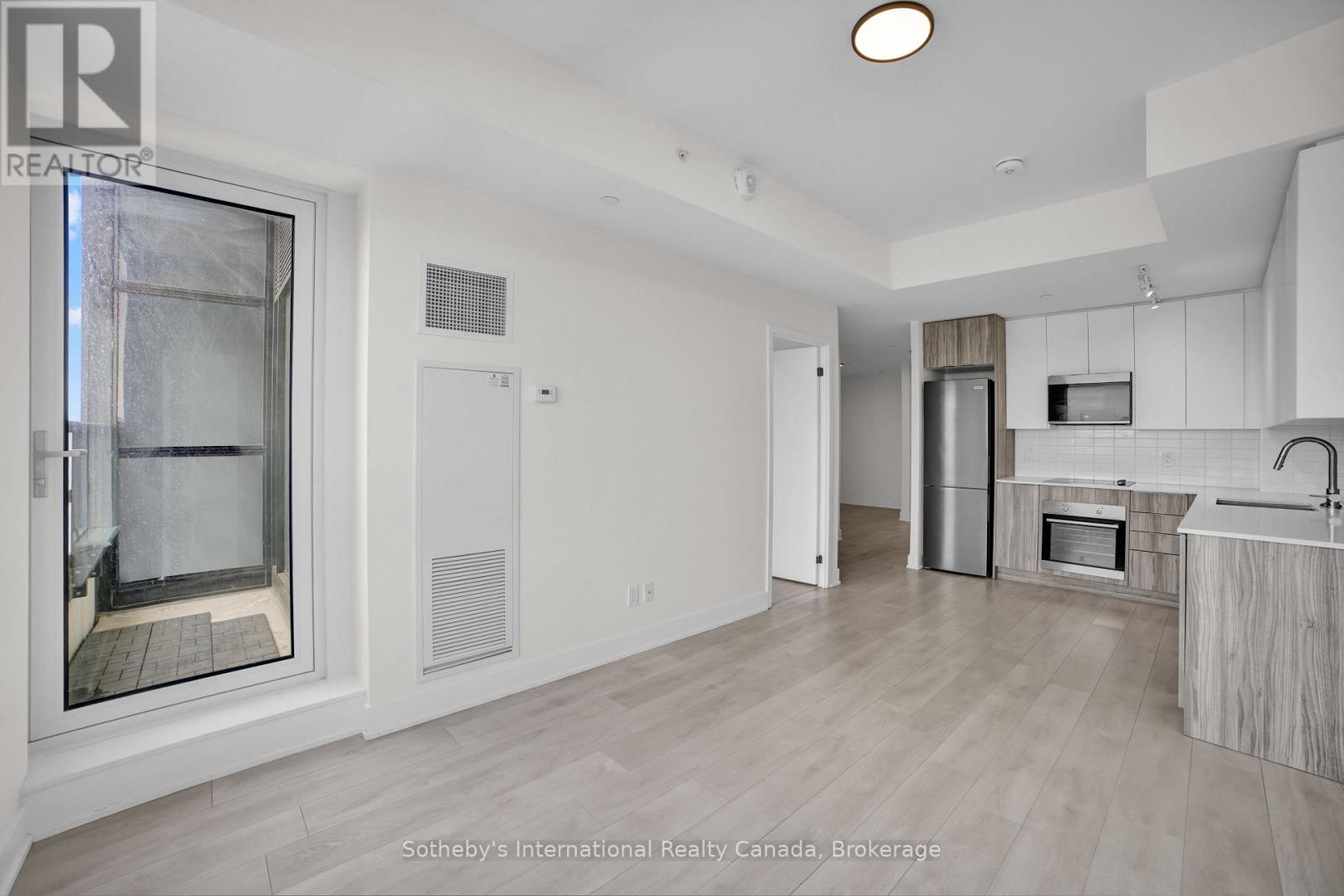 413 - 2489 TAUNTON ROAD