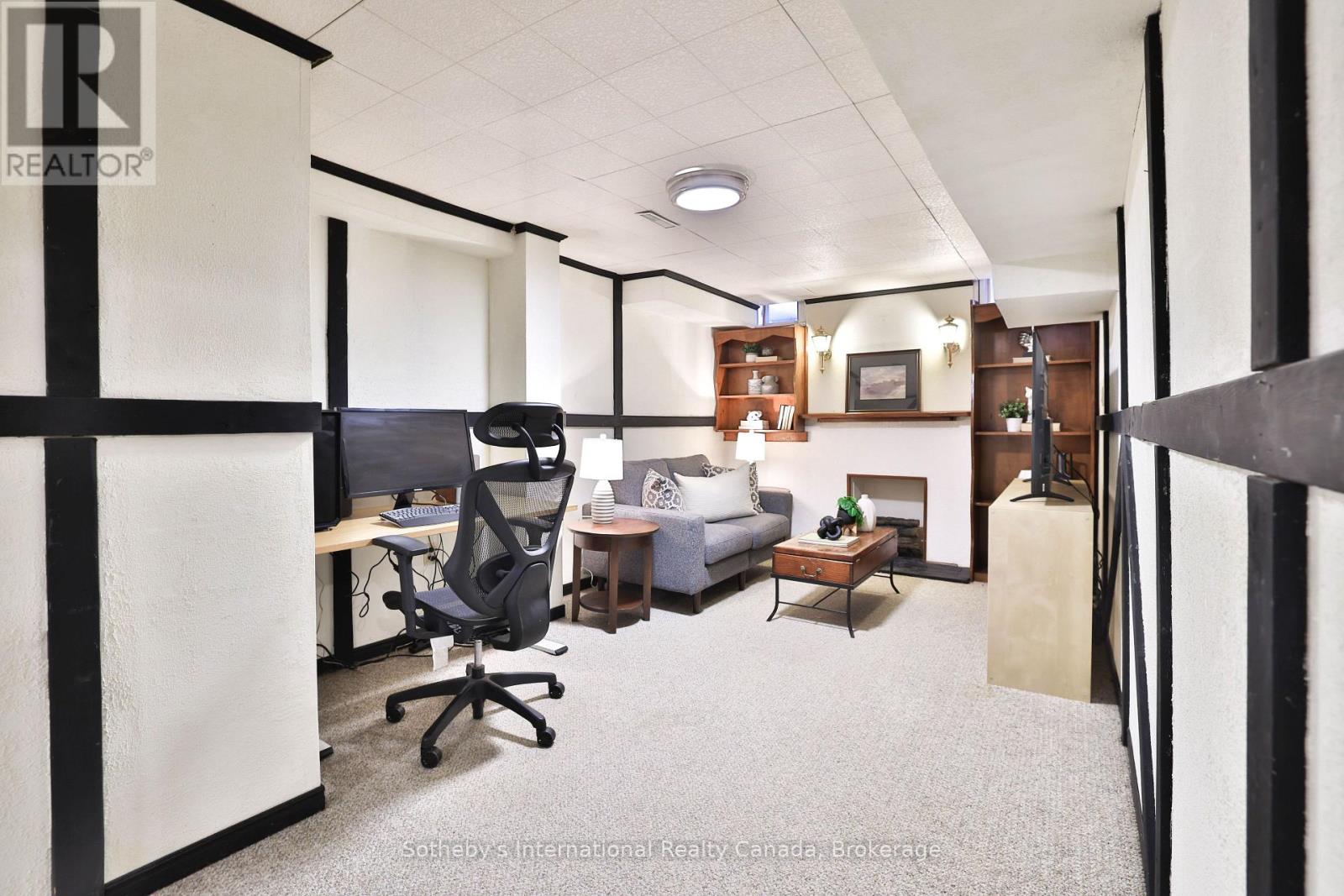 7 - 5255 LAKESHORE ROAD