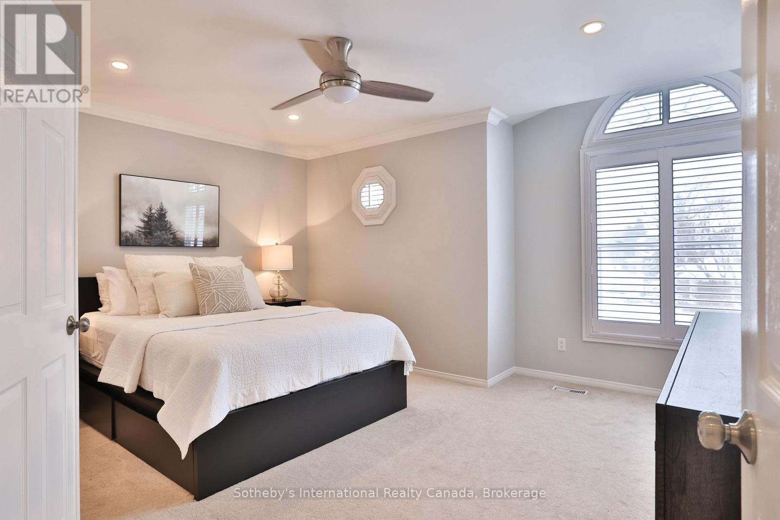 7 - 5255 LAKESHORE ROAD