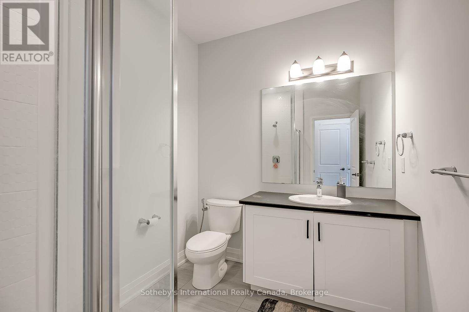 1492 YELLOW ROSE CIRCLE