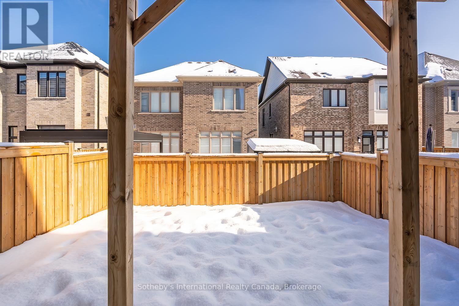 1492 YELLOW ROSE CIRCLE