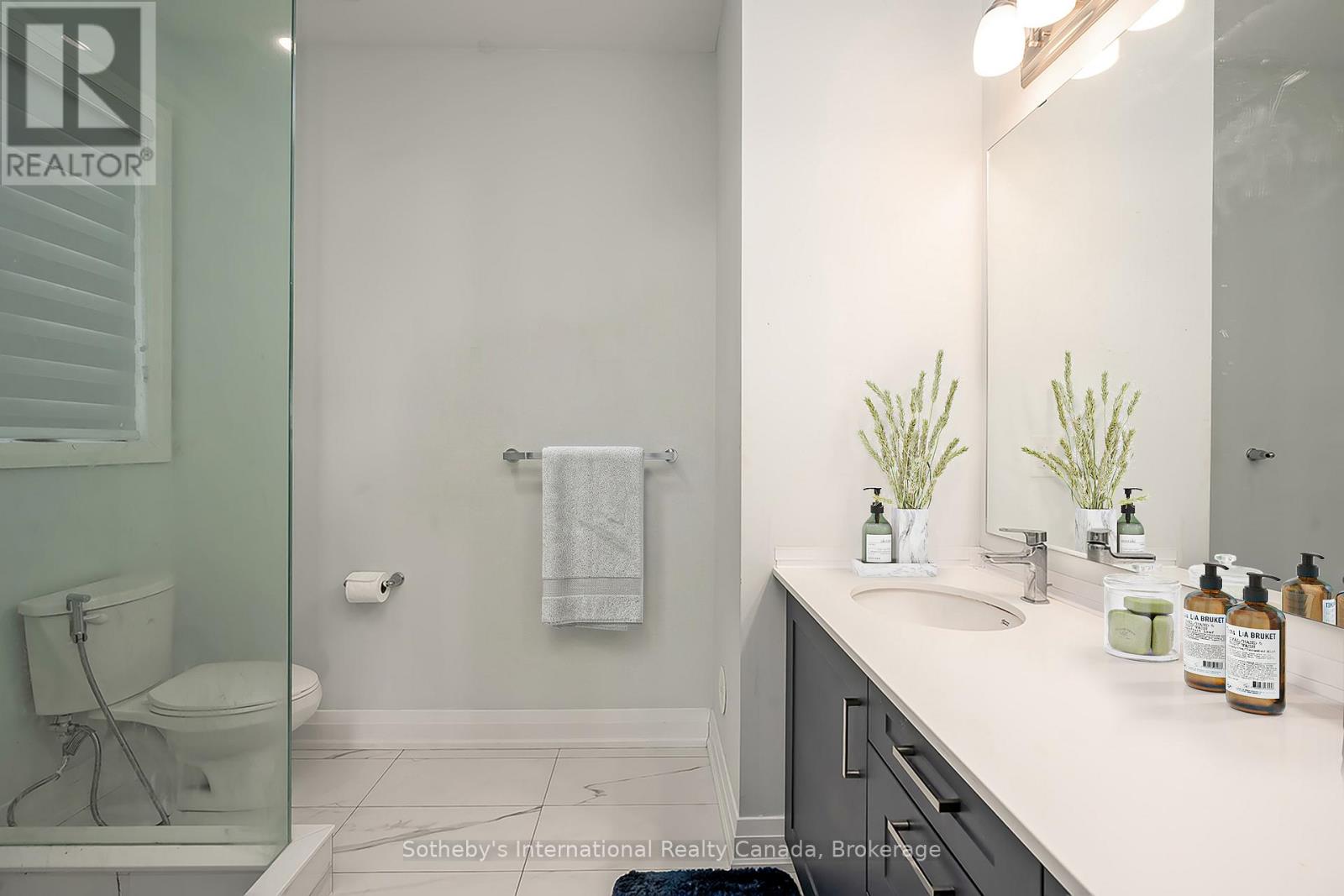 1492 YELLOW ROSE CIRCLE