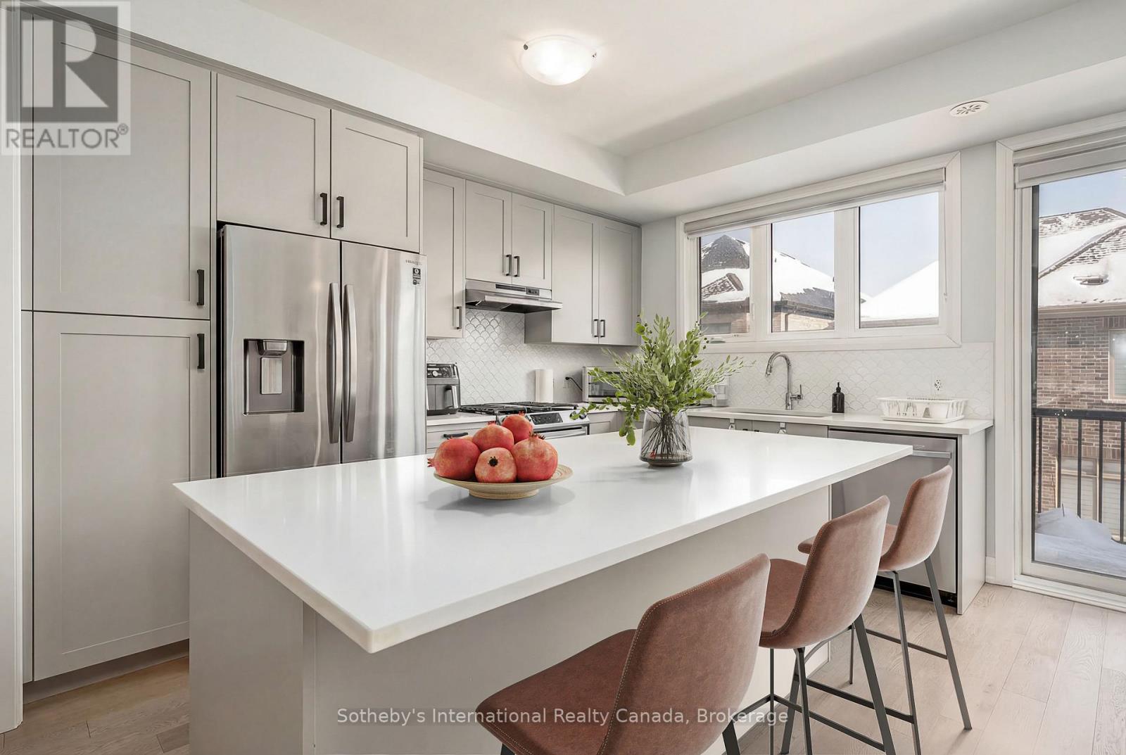 1492 YELLOW ROSE CIRCLE